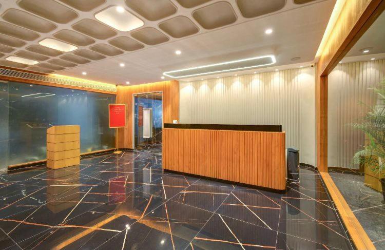 Pinnacle Grand Hotel Ahmedabad Ngoại thất bức ảnh