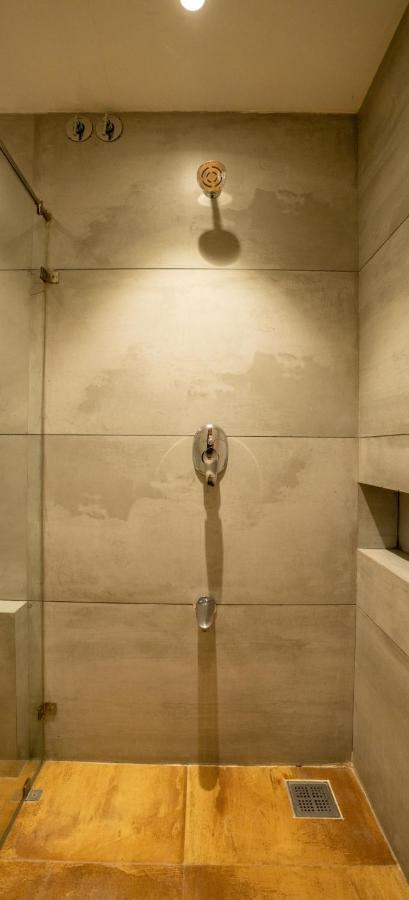 Pinnacle Grand Hotel Ahmedabad Ngoại thất bức ảnh