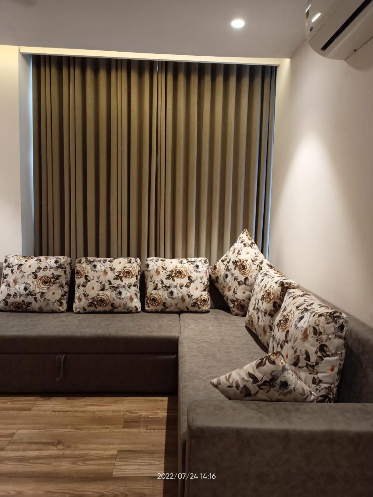 Pinnacle Grand Hotel Ahmedabad Ngoại thất bức ảnh